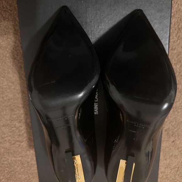 YSL Pumps w/logo gold logo heel - Picture 4 of 4